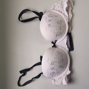 Victoria's Secret Pushup Demi